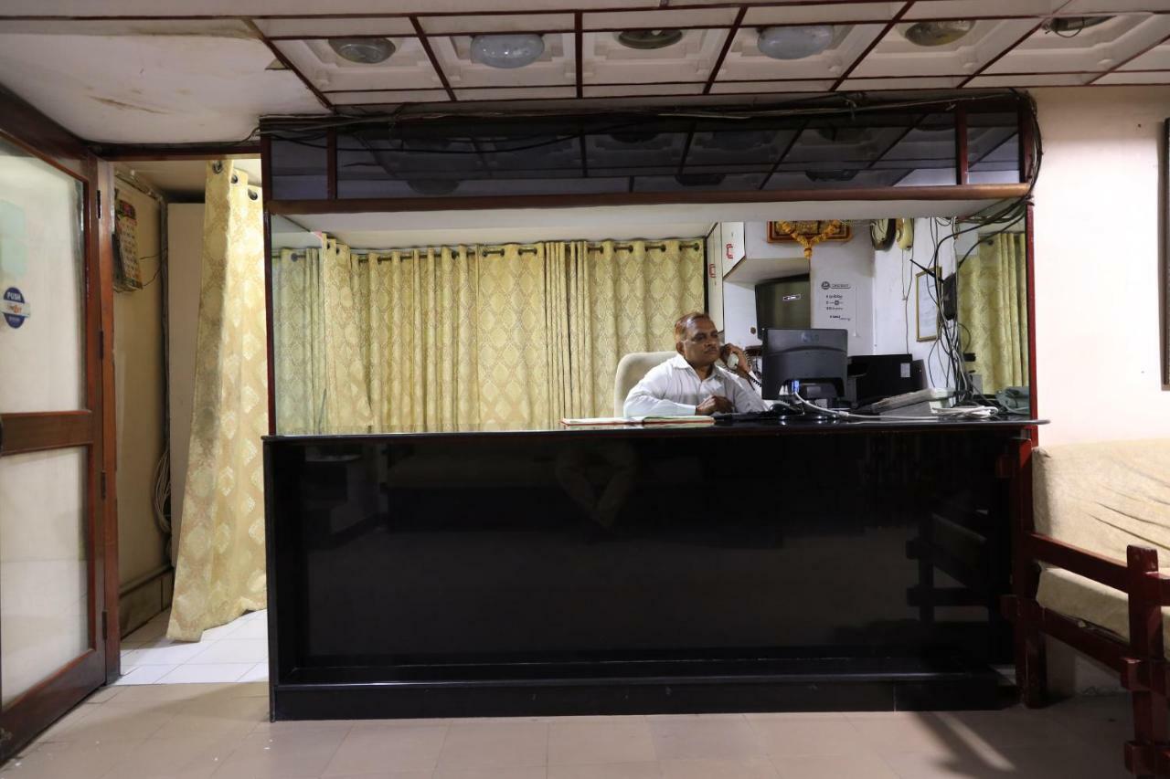 Spot On 39820 Shree Vaibhav Saver Hotel Nagpur Exterior photo